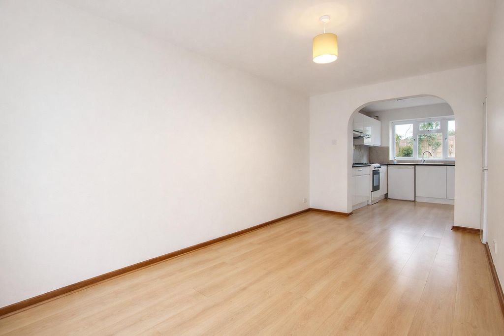 Property photo 2 of 9 Ad5Ea04F-d949-44d1-8194-E9Fd3c7d766E.Png