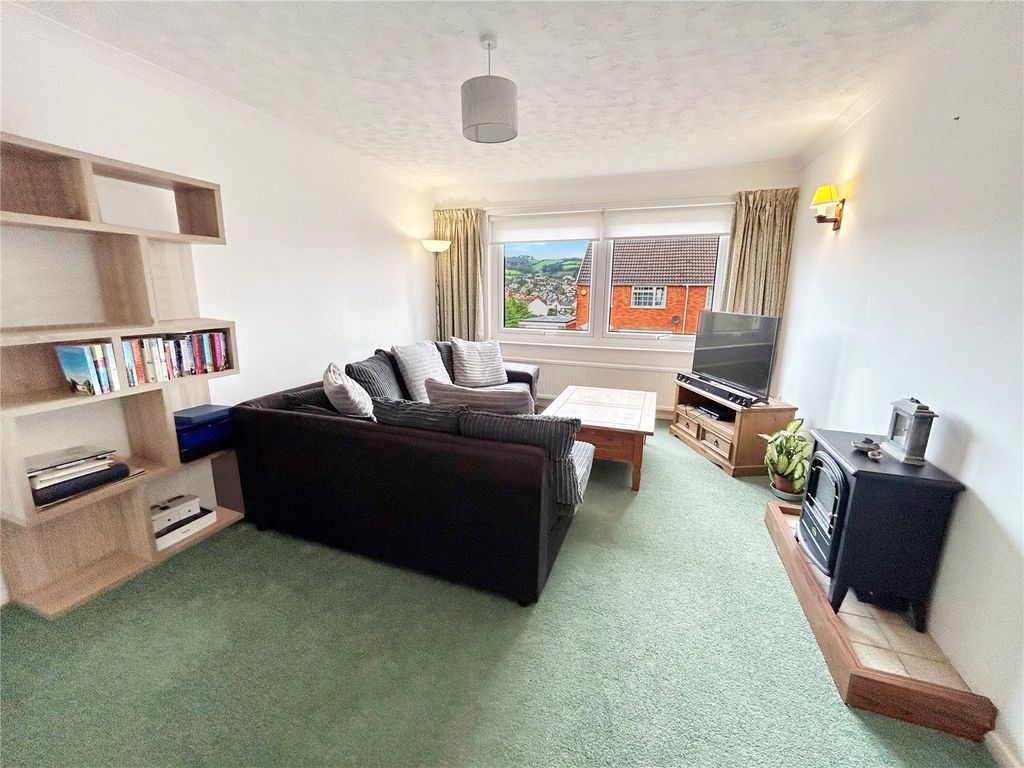 Property photo 2 of 13 Picture No. 31