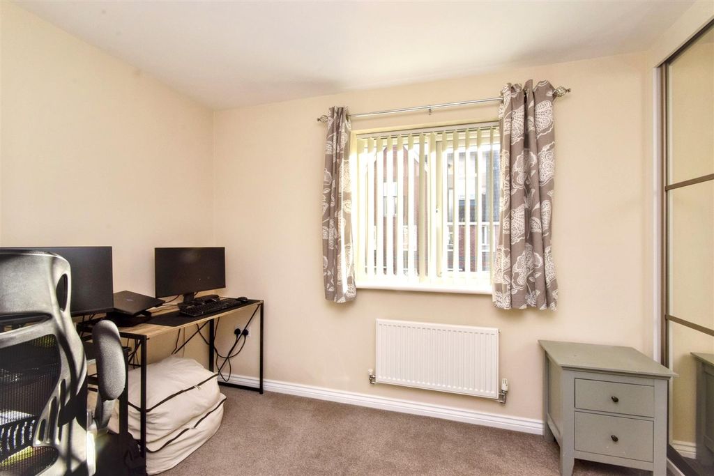 Property photo 2 of 12 11 (3).Jpg