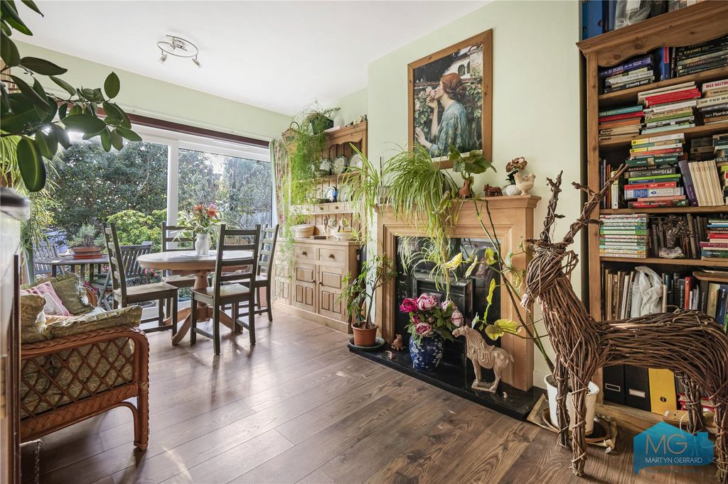 Property photo 2 of 19 Picture No. 20