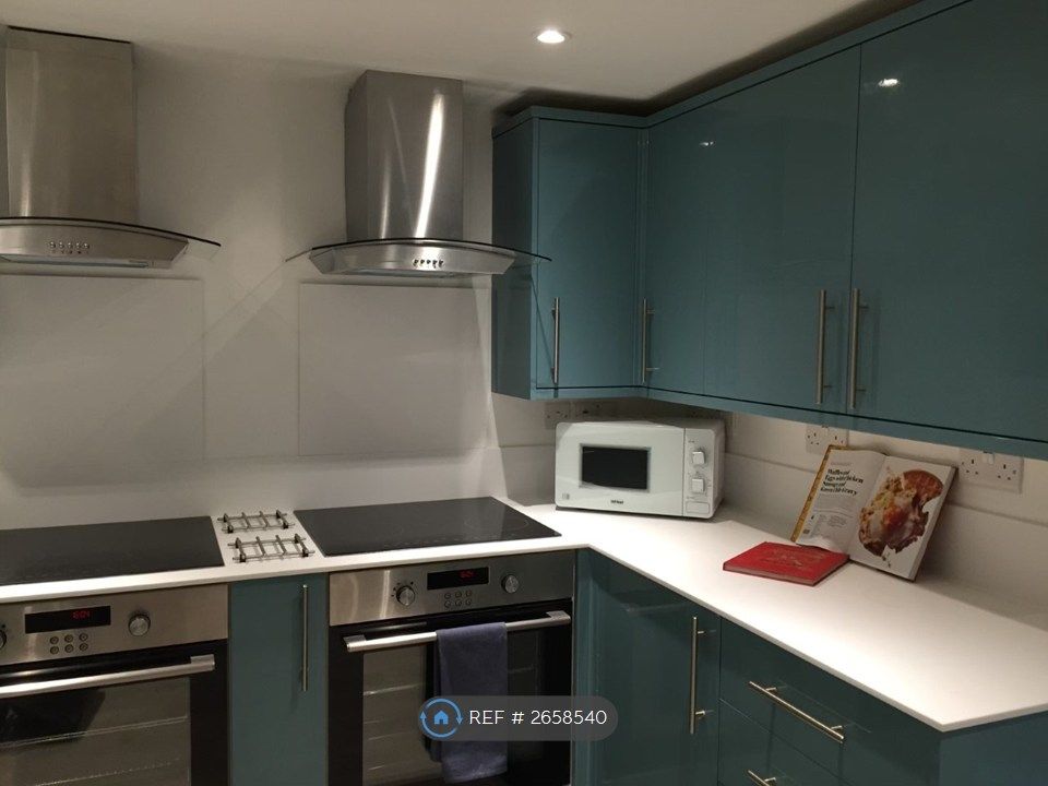 Property photo 3 of 13