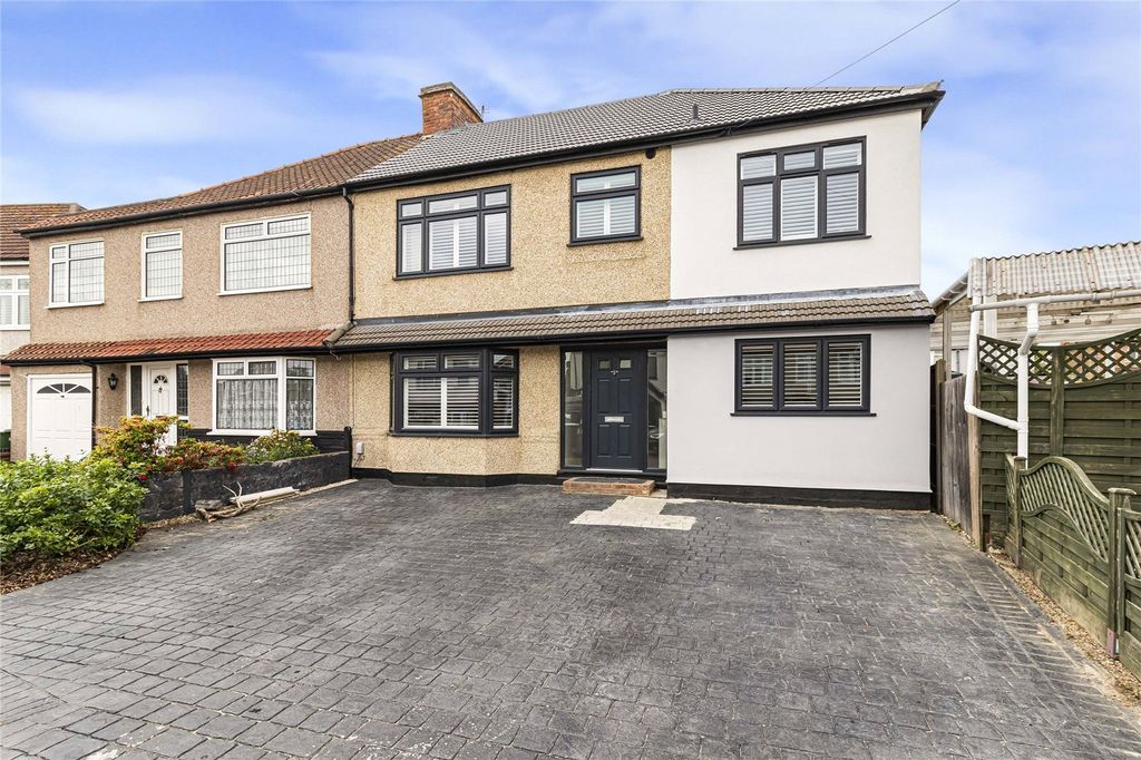 Property photo 1 of 36 Picture No. 67