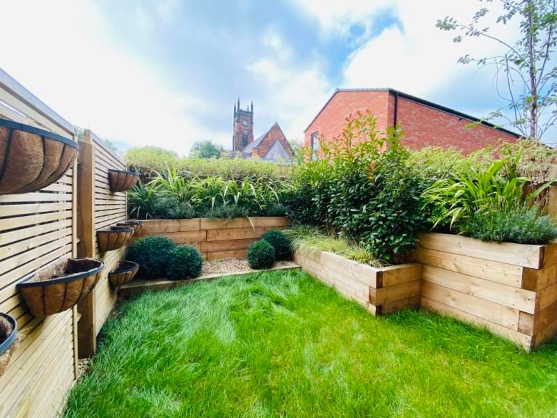 Property photo 2 of 7 Garden