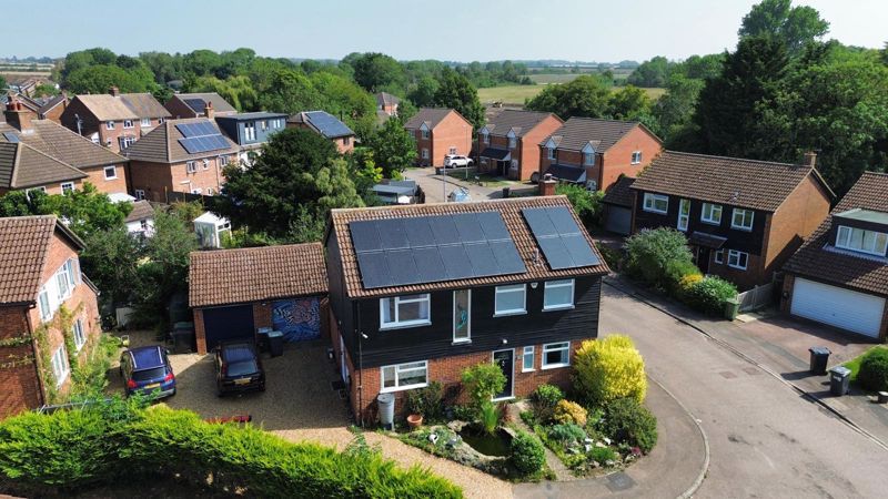 Property photo 1 of 17 Front