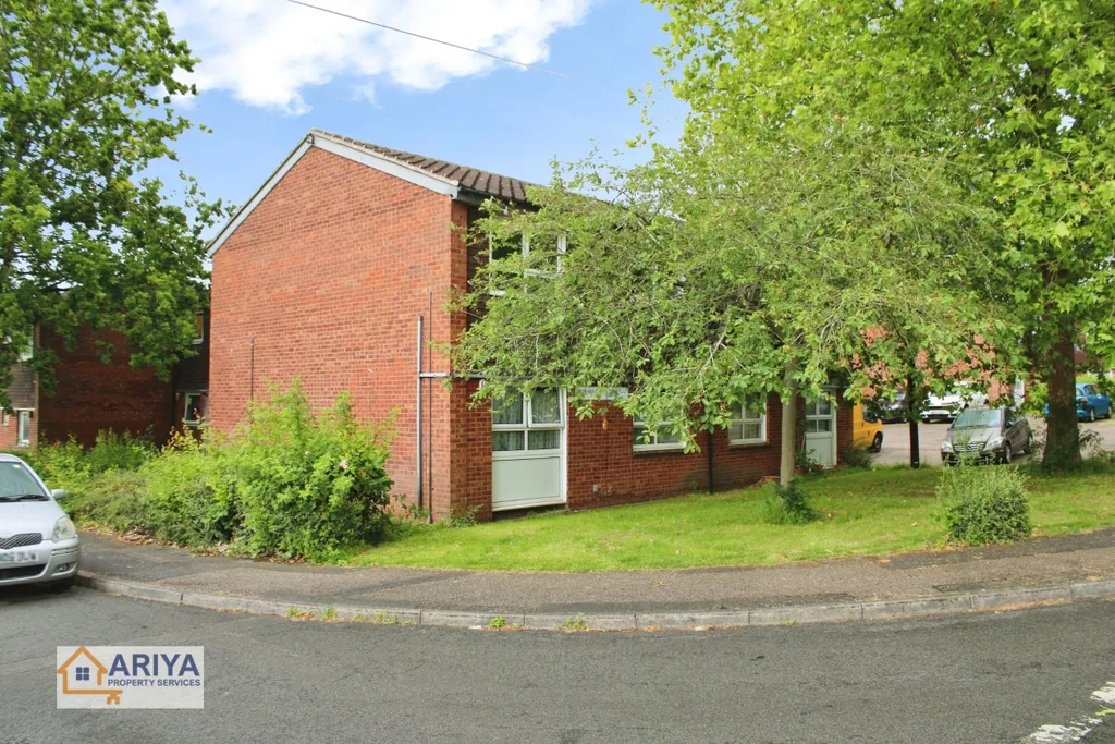 Apartment in Leicester, Evington - View 3