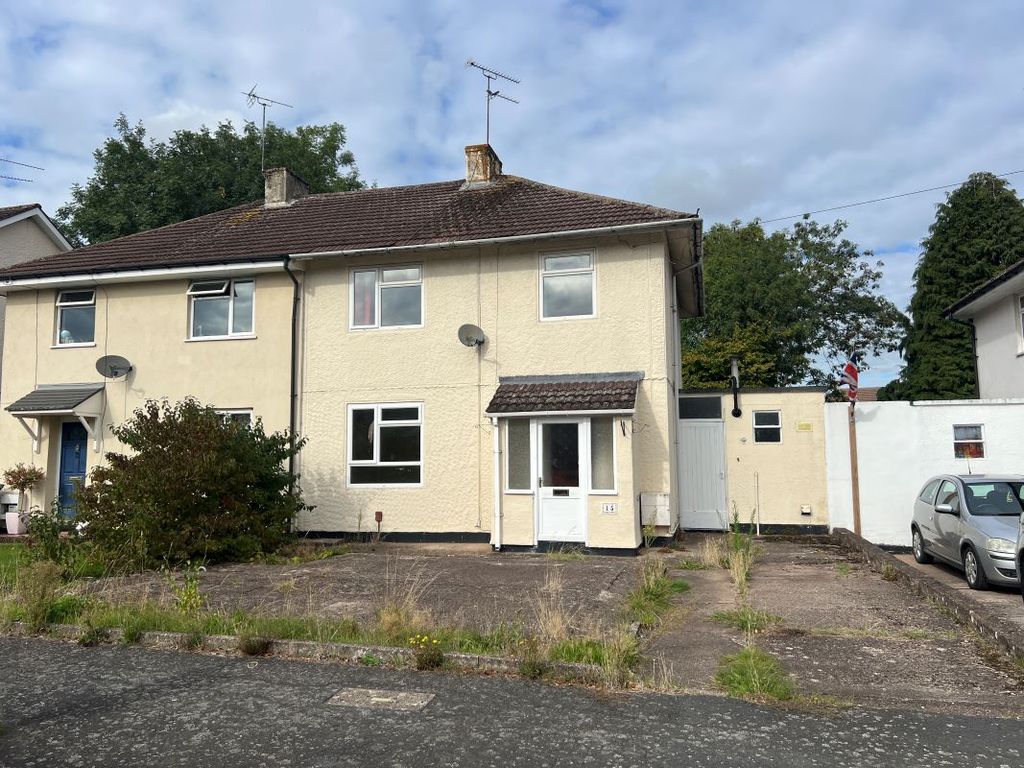 Property photo 1 of 2