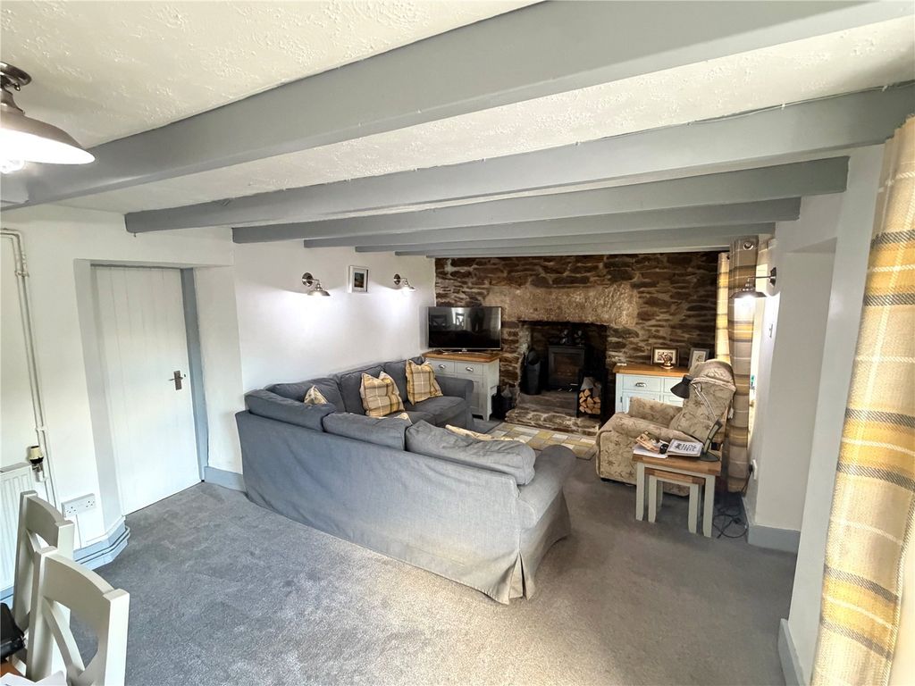 Property photo 3 of 25 Picture No. 28