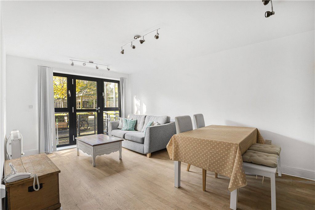 Property photo 1 of 10 Reception Room