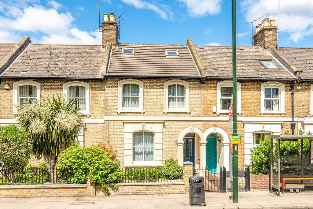 Property photo 1 of 10