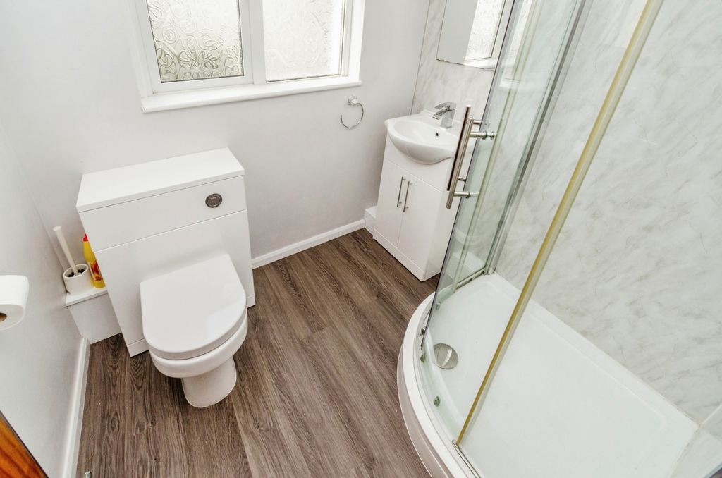 Property photo 2 of 18 Photography
