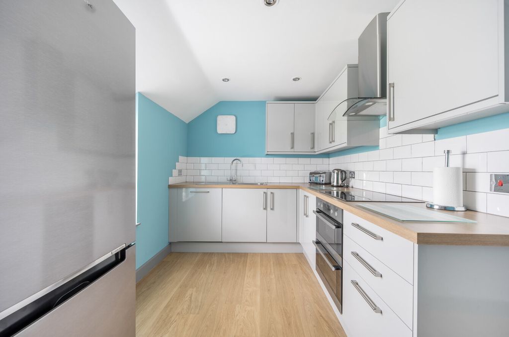 Property photo 3 of 15 11-6821F92A65A0A-...