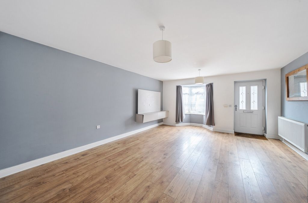 Property photo 2 of 14 1486324-5-6A44Db5...