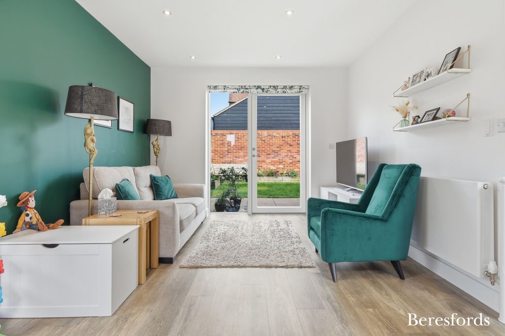 Property photo 3 of 22 Picture 3