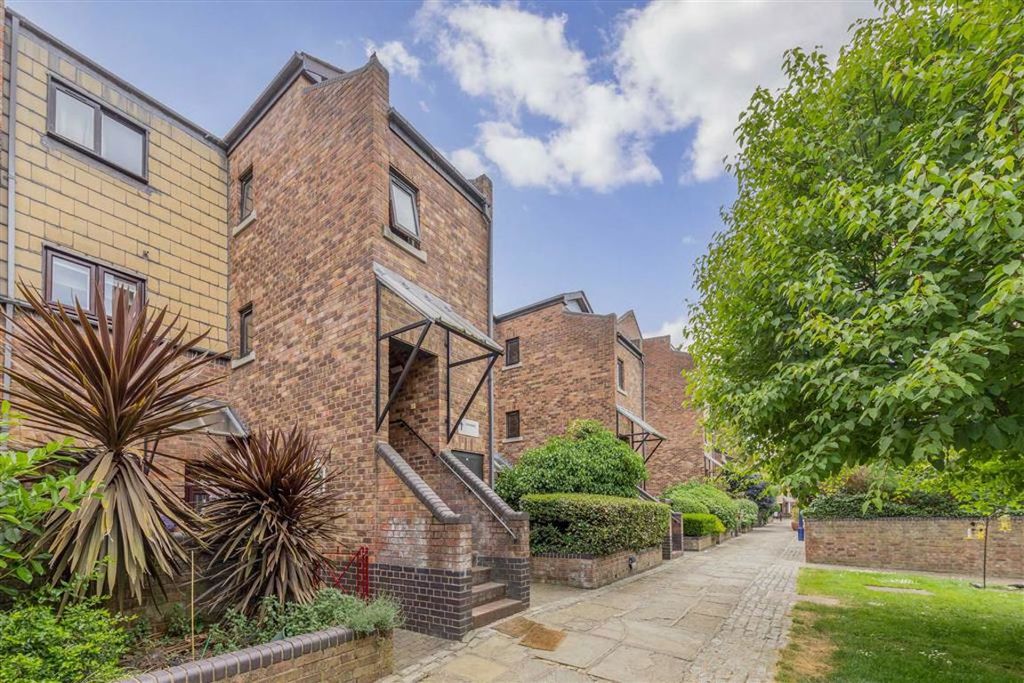 Property photo 1 of 4