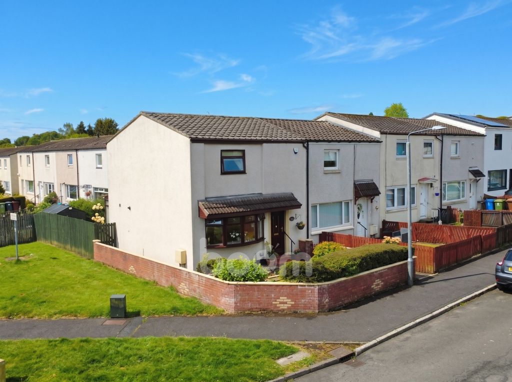Property photo 1 of 26 Lochlibo Terrace, Barrhead Two Bedroom End Terrace