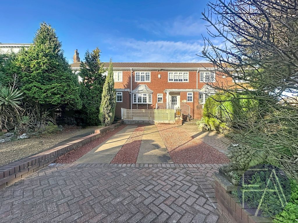 Property photo 1 of 25 4366641