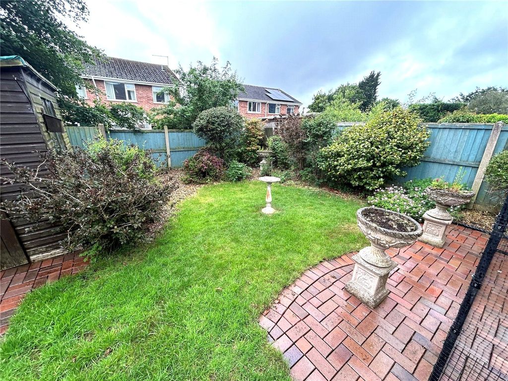 Property photo 3 of 18 Picture No. 37