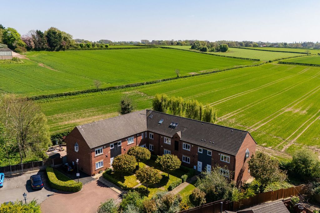 Property photo 1 of 29