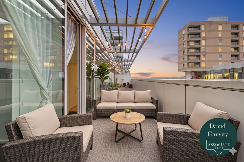 Property photo 2 of 13 Private Full Length Balcony 1