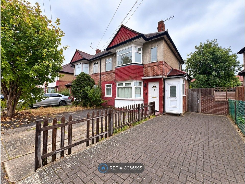 Property photo 1 of 11