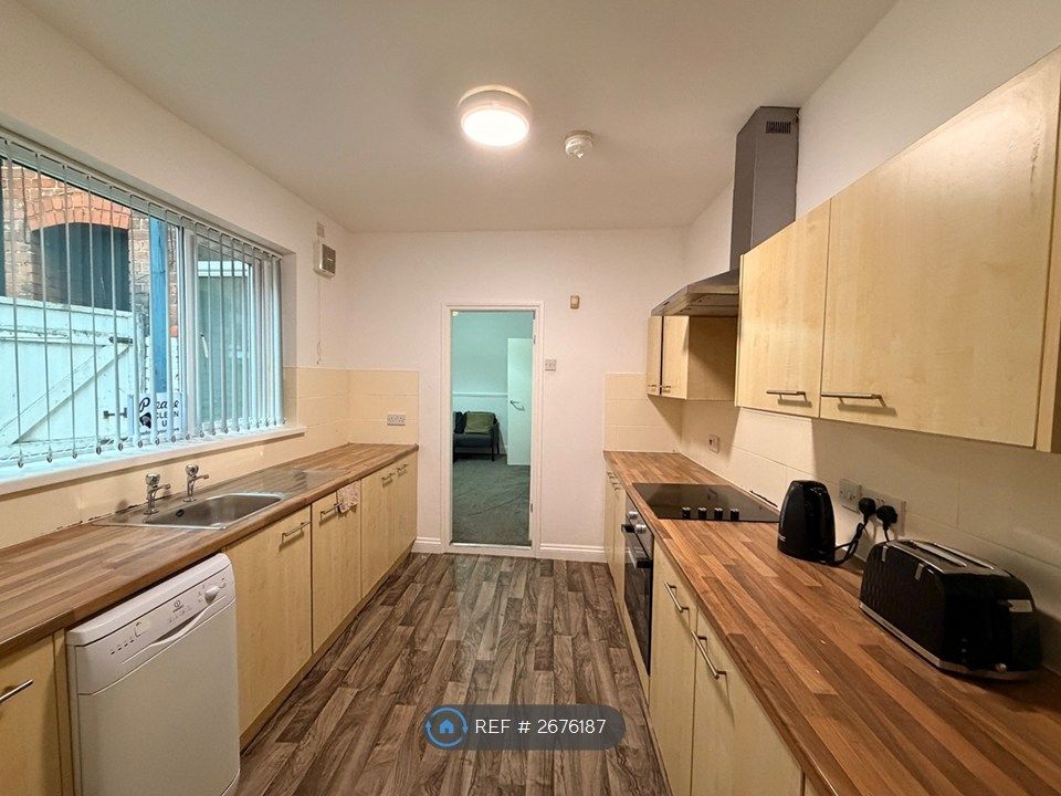 Property photo 3 of 6