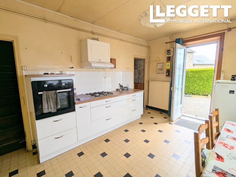 Property photo 2 of 10