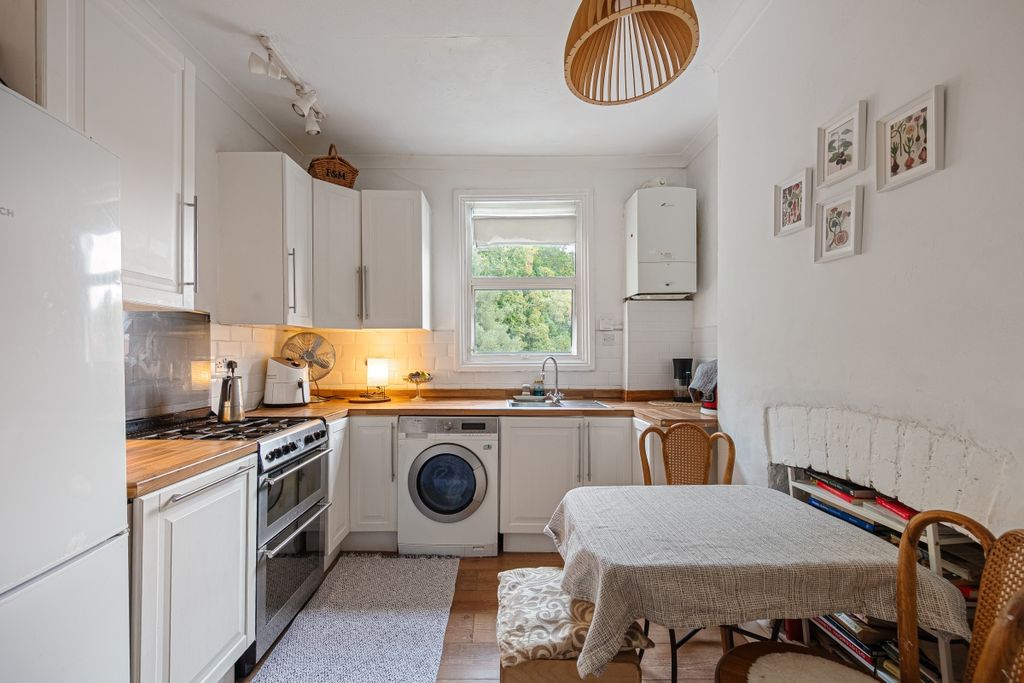 Property photo 3 of 11 094A9511