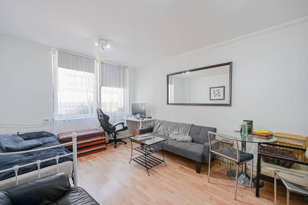 Property photo 1 of 5