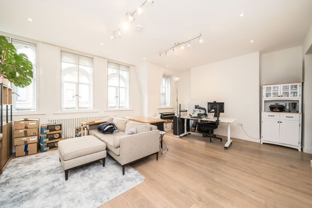 Property photo 2 of 4