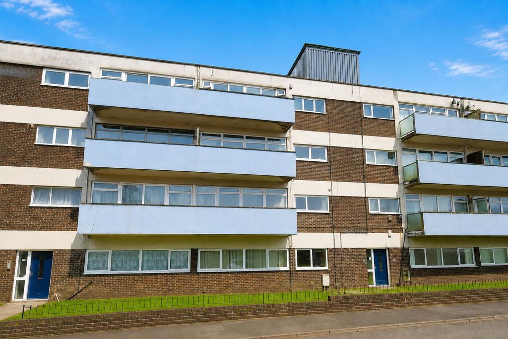 Property photo 1 of 7