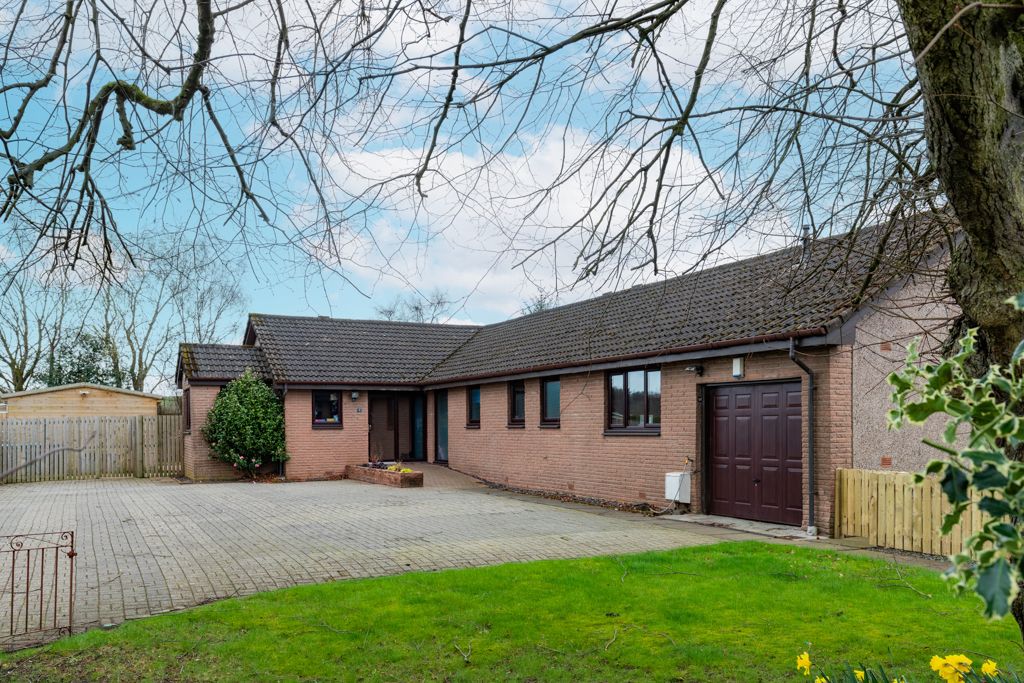 Property photo 2 of 44