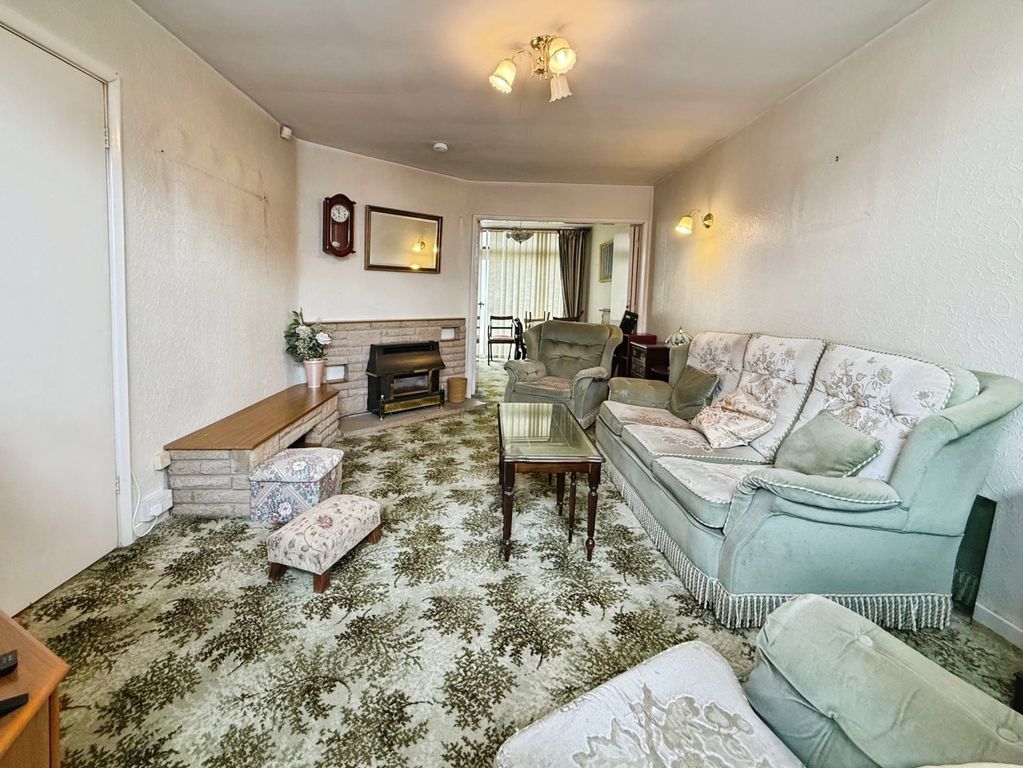 Property photo 3 of 21