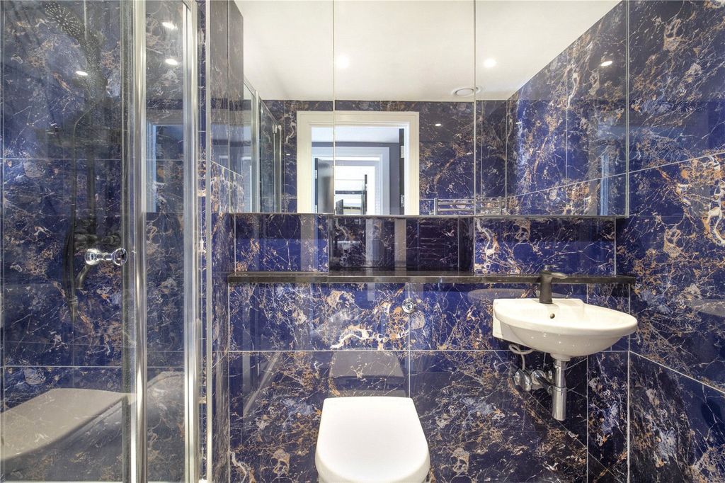 Property photo 3 of 8 Picture No. 01