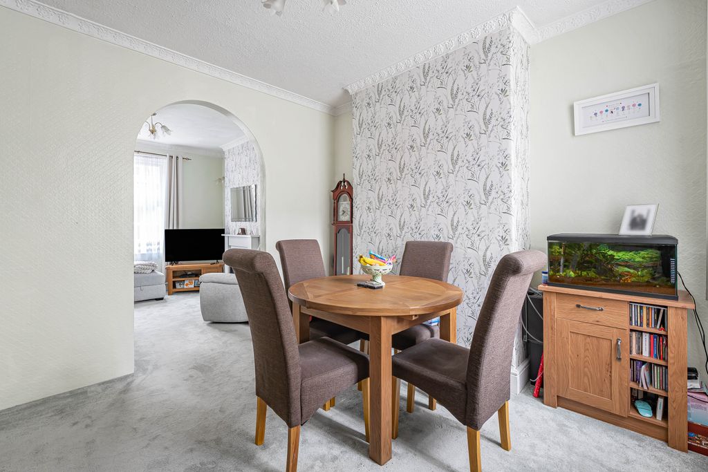 Property photo 3 of 15 13_74160