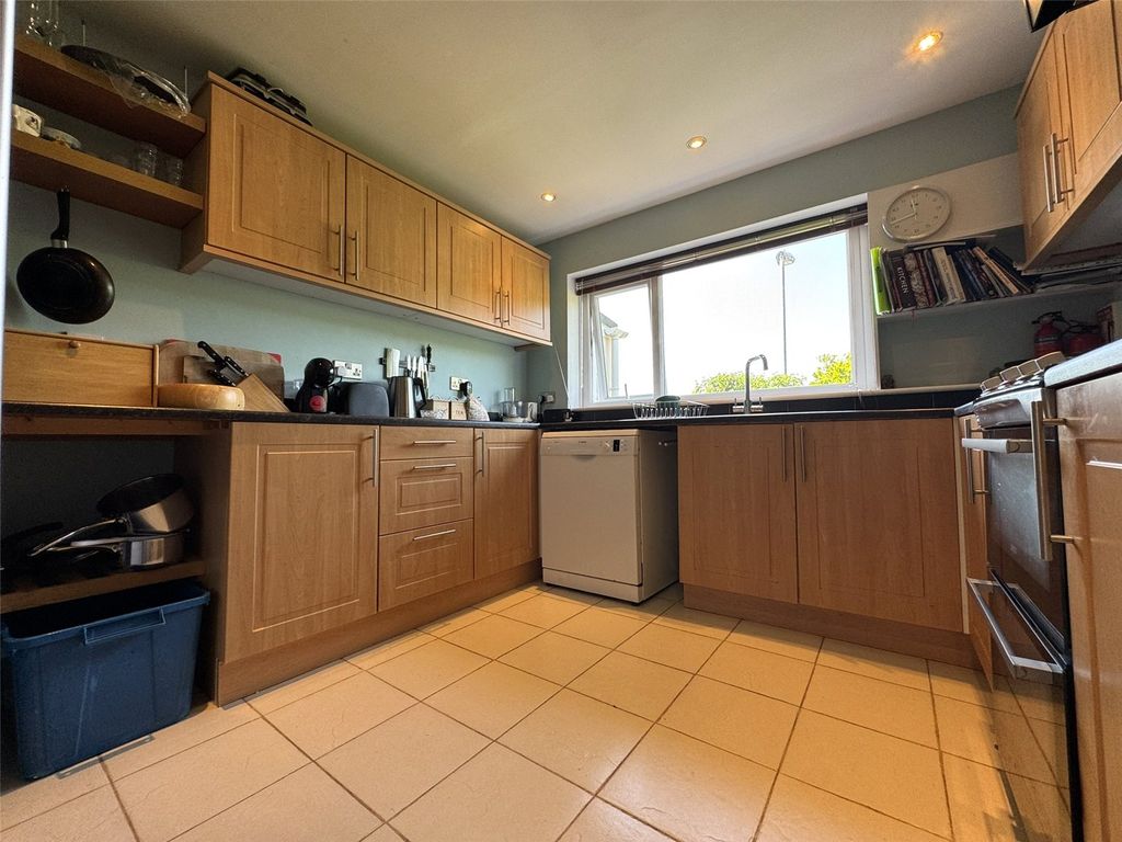 Property photo 3 of 26 Picture No. 03