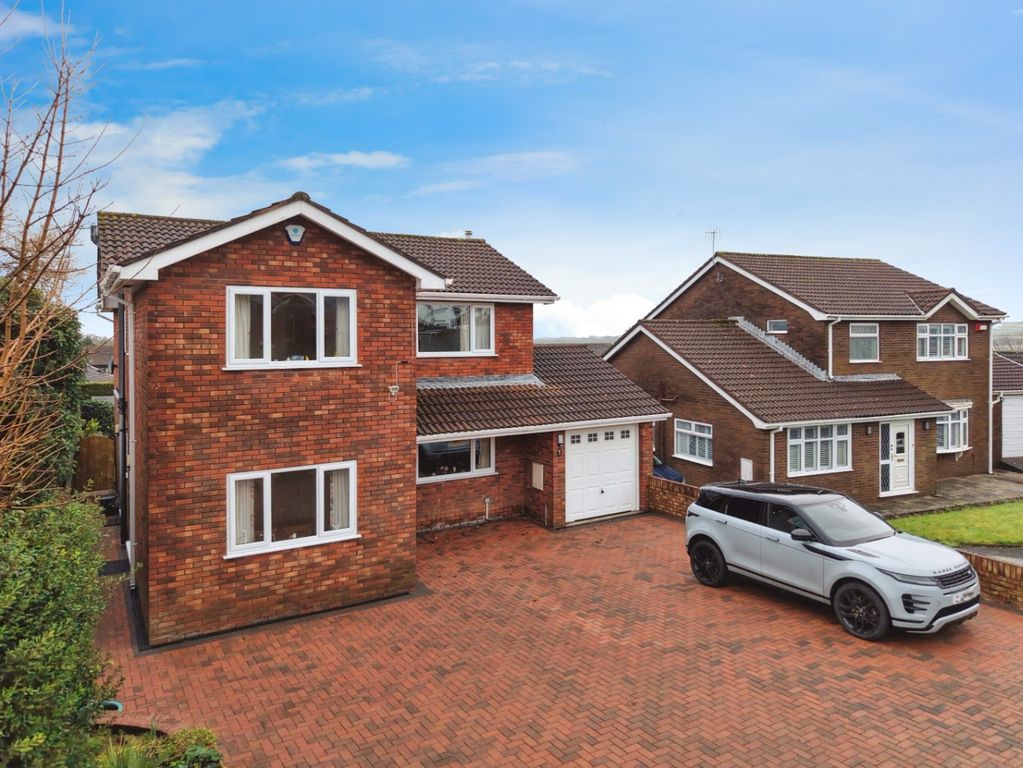 Property photo 1 of 32 1925841