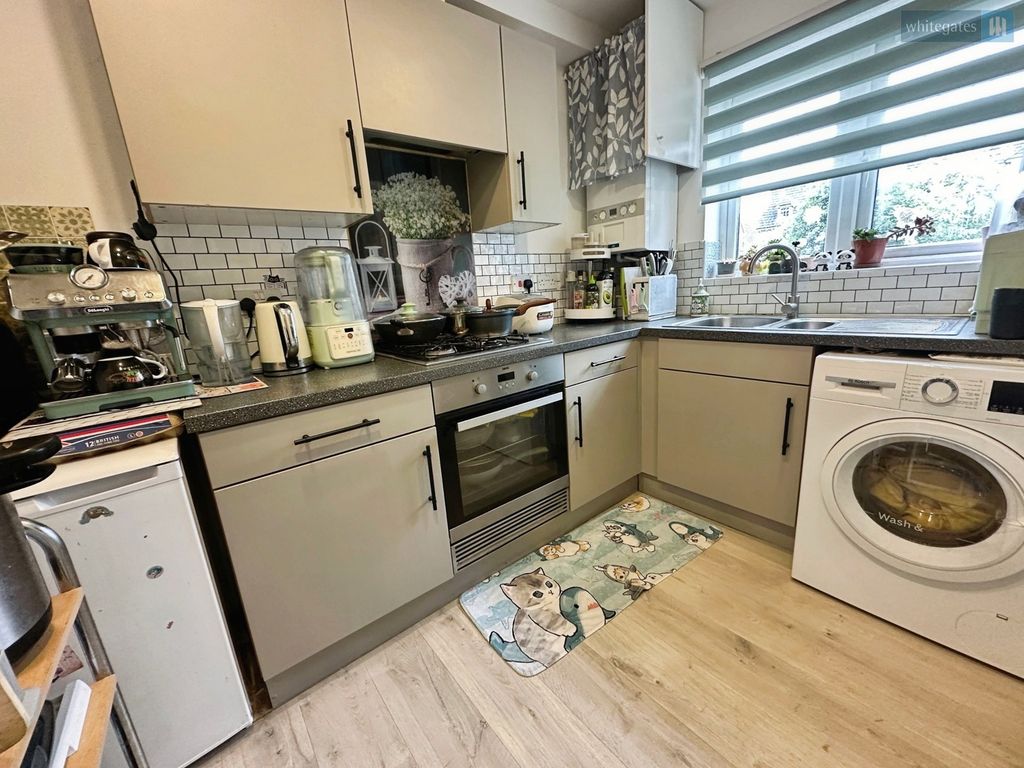 Property photo 3 of 14 Pbox-Img.Jpg