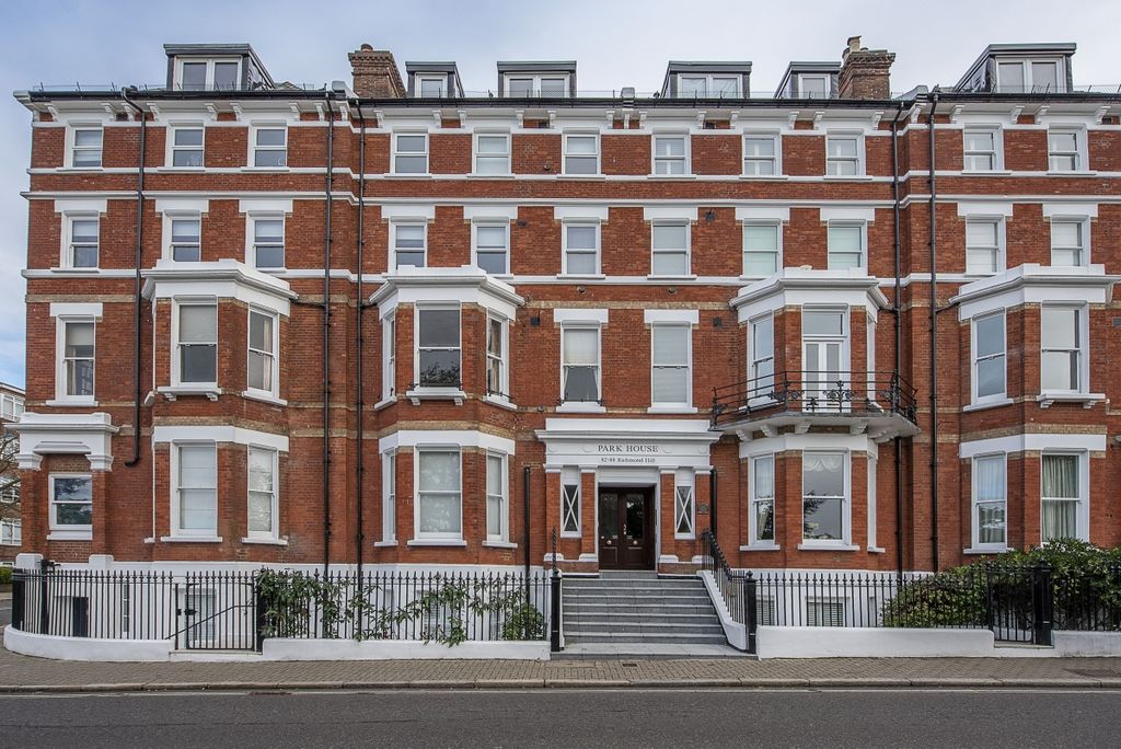 Property photo 2 of 18 Park-House-Richmo...