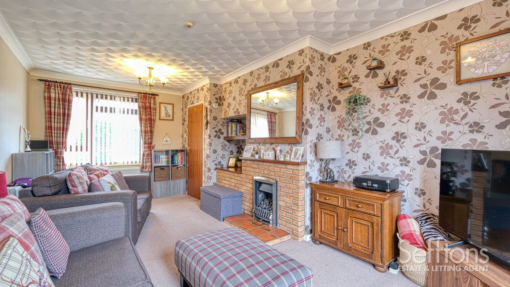 Property photo 3 of 22 Dscf5854_5