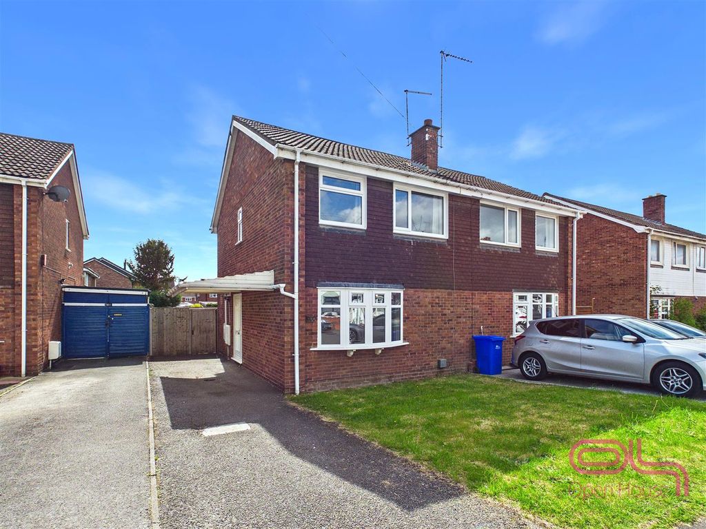 Property photo 1 of 18 Grange Street, Burton Upon Trent (1).Jpg