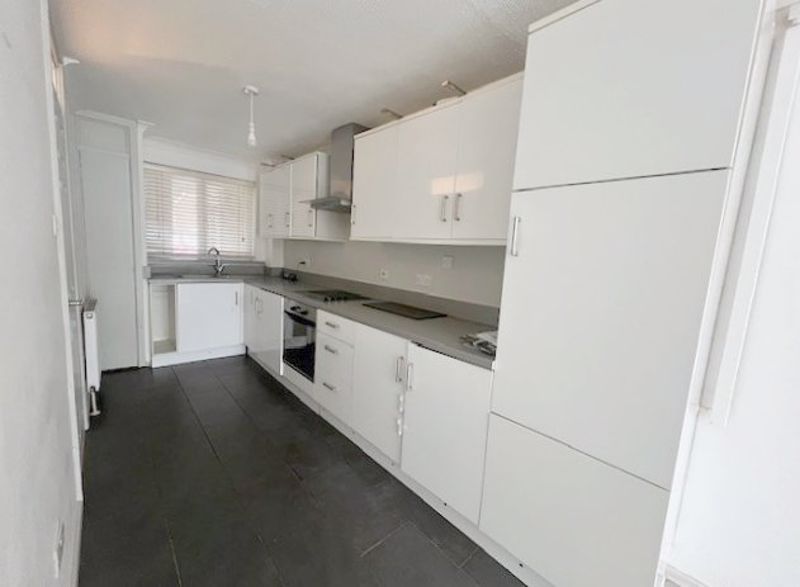 Property photo 2 of 9 Photo 14