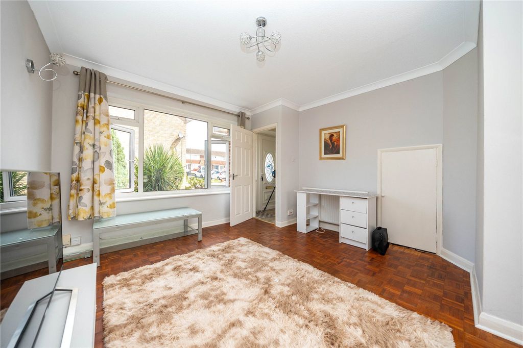 Property photo 3 of 10 Internal
