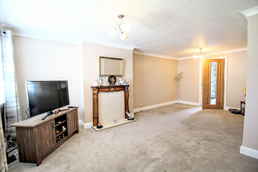 Property photo 2 of 16 Img_4568.Jpg