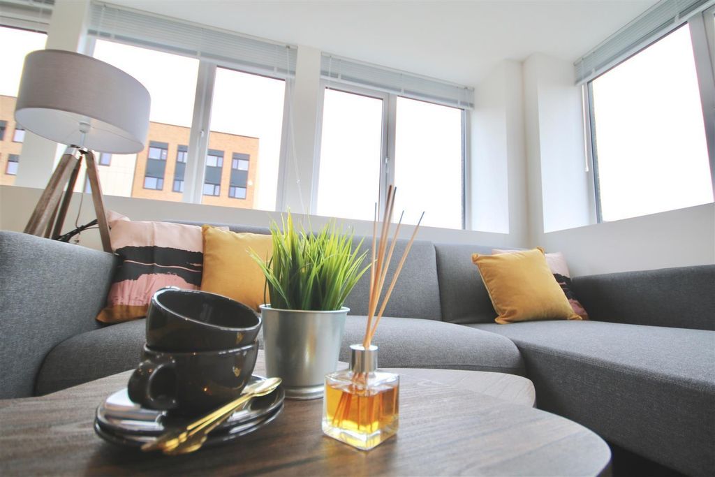 Property photo 1 of 11 3Szjzygkceiabab2Dlxasw.Jpg