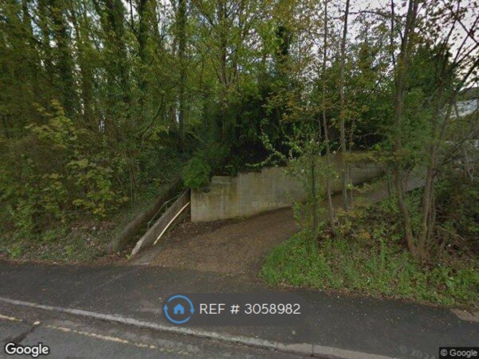 Property photo 2 of 6