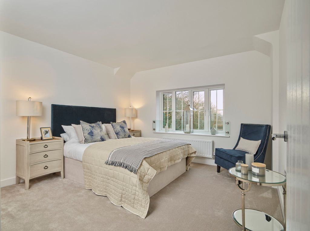 Property photo 3 of 6 Vise-Brox-25-P32Maple-01