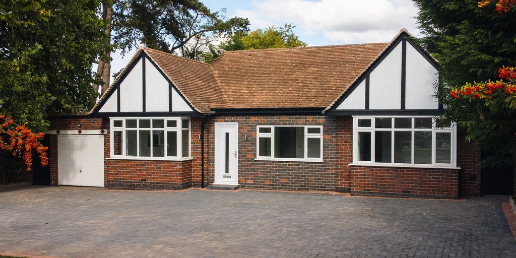 Property photo 1 of 33