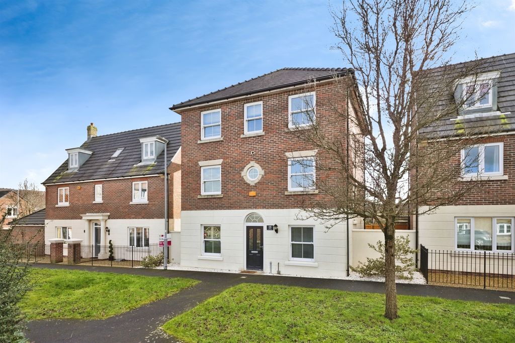 Property photo 1 of 20