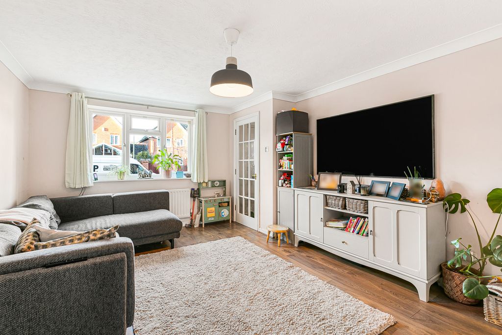 Property photo 3 of 25 Reception