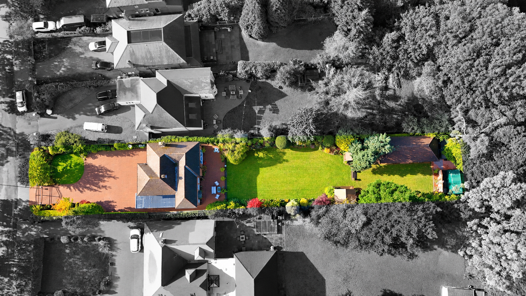 Property photo 2 of 36 5500C571-8138-466D-9Ded-1437Da131478
